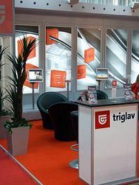 TRIGLAV-smart-stand